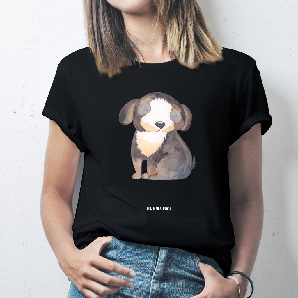 Größe S T-Shirt Hund entspannt T-Shirt, Shirt, Tshirt, Lustiges T-Shirt, T-Shirt mit Spruch, Party, Junggesellenabschied, Jubiläum, Geburstag, Herrn, Damen, Männer, Frauen, Schlafshirt, Nachthemd, Sprüche, Hund, Hundemotiv, Haustier, Hunderasse, Tierliebhaber, Hundebesitzer, schwarzer Hund, Hundeliebe, Liebe, Hundeglück