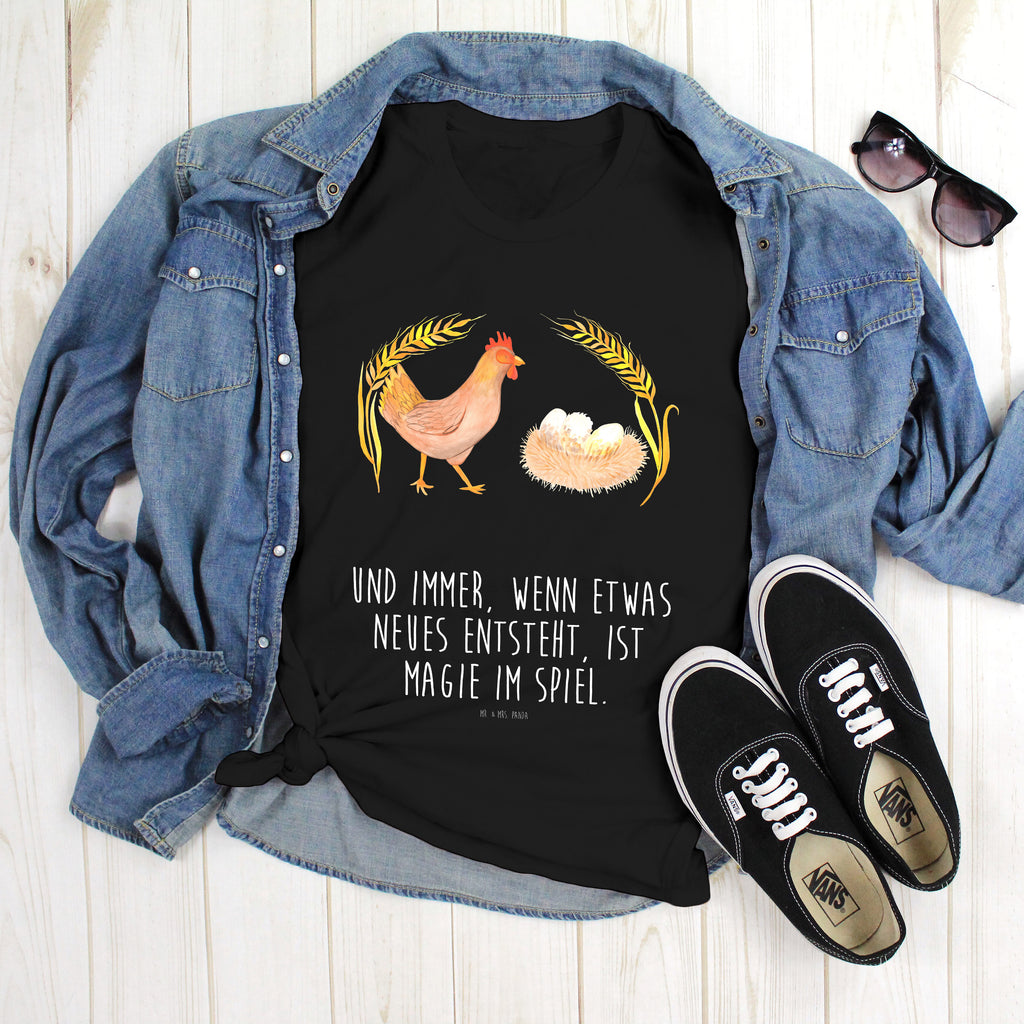 Größe S T-Shirt Huhn stolz T-Shirt, Shirt, Tshirt, Lustiges T-Shirt, T-Shirt mit Spruch, Party, Junggesellenabschied, Jubiläum, Geburstag, Herrn, Damen, Männer, Frauen, Schlafshirt, Nachthemd, Sprüche, Bauernhof, Hoftiere, Landwirt, Landwirtin, Hahn, Henne, Hühner, Eier, Hof, Landleben, Motivation, Geburt, Magie, Spruch, Schwangerschaft