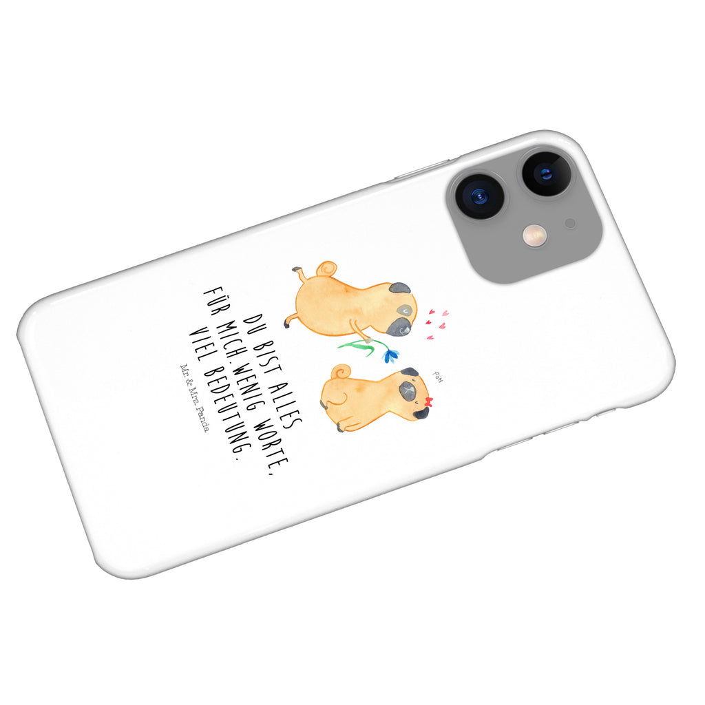 Iphone 11 Handyhülle Mops verliebt Iphone 11, Handyhülle, Smartphone Hülle, Handy Case, Handycover, Hülle, Hund, Hundemotiv, Haustier, Hunderasse, Tierliebhaber, Hundebesitzer, Sprüche, Mops, Möpse, Hundeliebe, verliebt, Liebe, Liebesspruch. Verlobt, Geschenk Freund, Partner