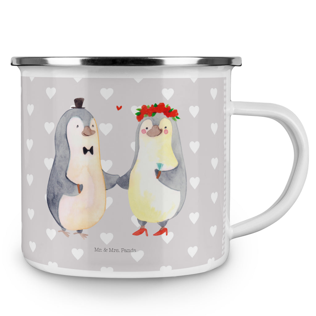 Camping Emaille Tasse Pinguin Heirat Campingtasse, Trinkbecher, Metalltasse, Outdoor Tasse, Emaille Trinkbecher, Blechtasse Outdoor, Emaille Campingbecher, Edelstahl Trinkbecher, Metalltasse für Camping, Kaffee Blechtasse, Camping Tasse Metall, Liebe, Partner, Freund, Freundin, Ehemann, Ehefrau, Heiraten, Verlobung, Heiratsantrag, Liebesgeschenk, Jahrestag, Hocheitstag