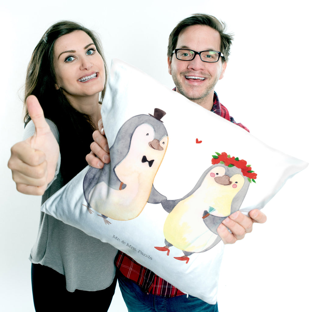 40x40 Kissen Pinguin Heirat Kissenhülle, Kopfkissen, Sofakissen, Dekokissen, Motivkissen, Liebe, Partner, Freund, Freundin, Ehemann, Ehefrau, Heiraten, Verlobung, Heiratsantrag, Liebesgeschenk, Jahrestag, Hocheitstag