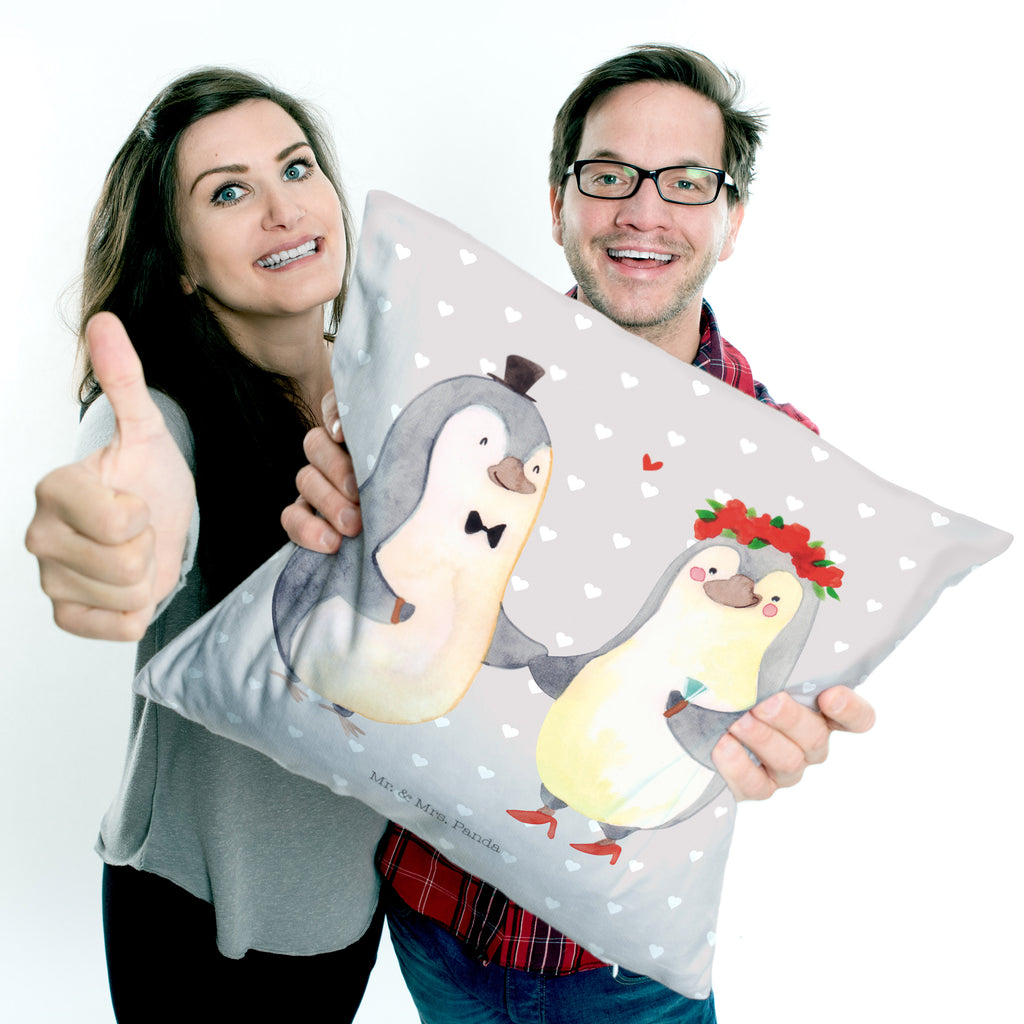 40x40 Kissen Pinguin Heirat Kissenhülle, Kopfkissen, Sofakissen, Dekokissen, Motivkissen, Liebe, Partner, Freund, Freundin, Ehemann, Ehefrau, Heiraten, Verlobung, Heiratsantrag, Liebesgeschenk, Jahrestag, Hocheitstag