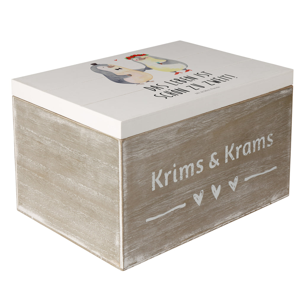 Holzkiste Pinguin Heirat Holzkiste, Kiste, Schatzkiste, Truhe, Schatulle, XXL, Erinnerungsbox, Erinnerungskiste, Dekokiste, Aufbewahrungsbox, Liebe, Partner, Freund, Freundin, Ehemann, Ehefrau, Heiraten, Verlobung, Heiratsantrag, Liebesgeschenk, Jahrestag, Hocheitstag