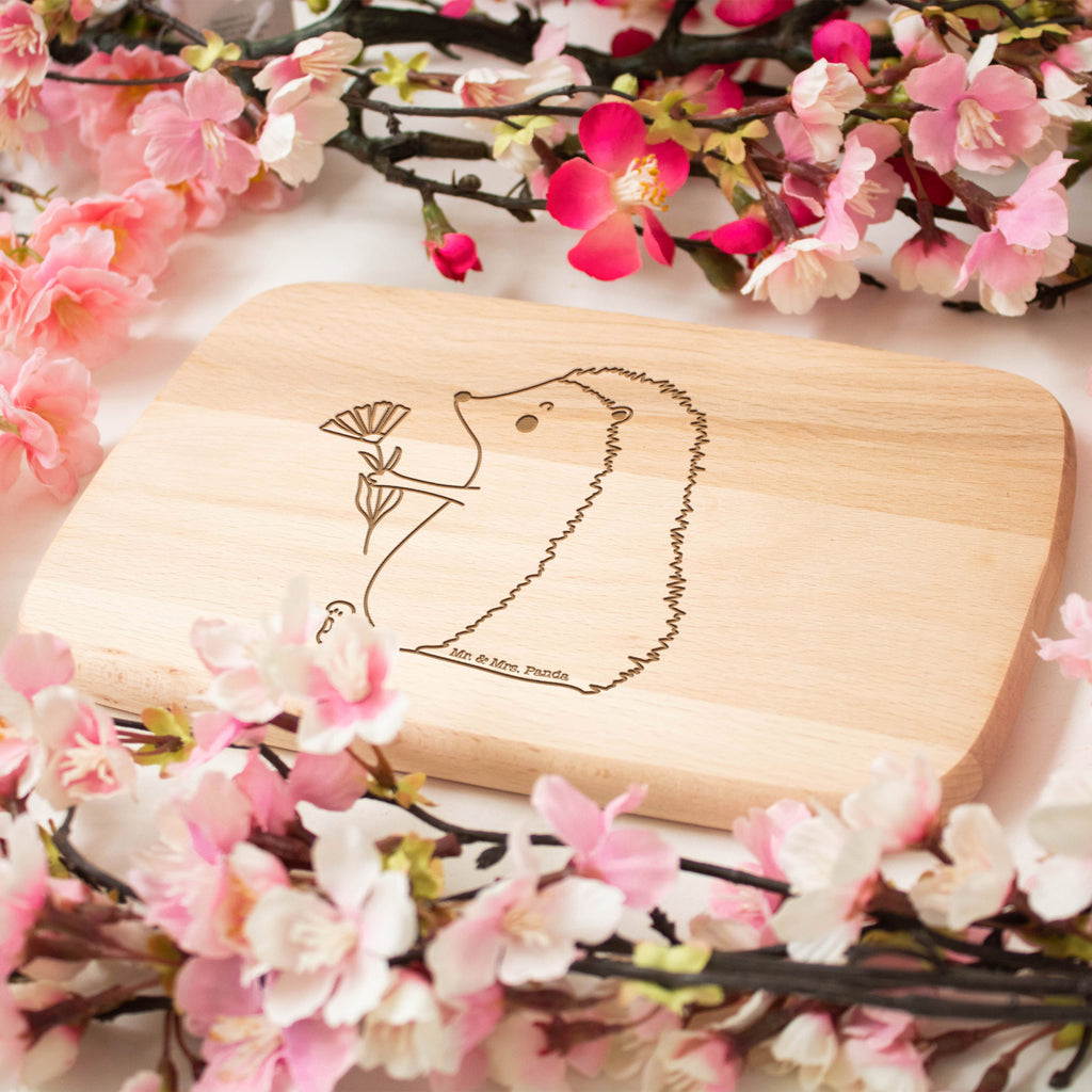 Frühstücksbrett Igel mit Blume Frühstücksbrett, Holzbrett, Schneidebrett, Schneidebrett Holz, Frühstücksbrettchen, Küchenbrett, Tiermotive, Gute Laune, lustige Sprüche, Tiere, Igel, Gute Besserung, Genesungswünsche, Krankheit, Krankenhaus, krank, Besuch