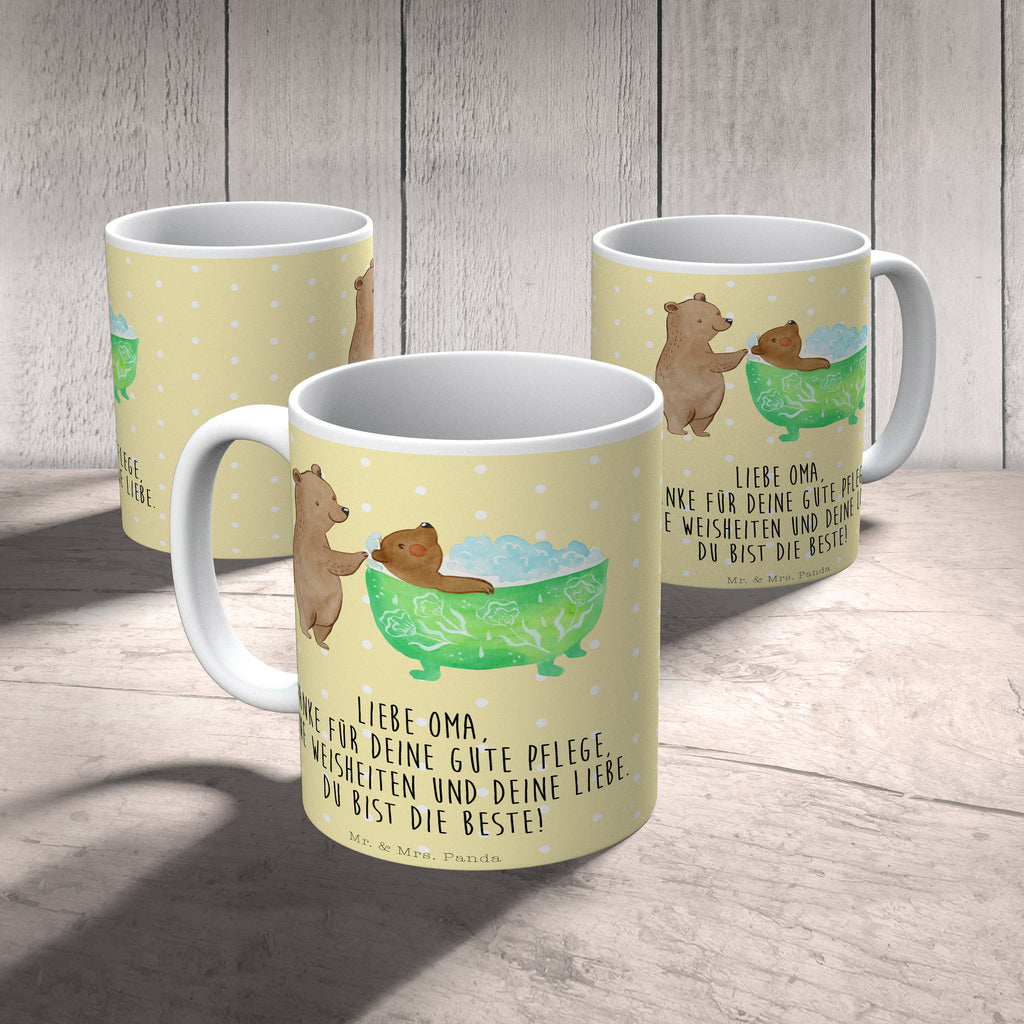 Tasse Oma badet Oma, Großmutter, Enkel, Familie, Baden, Liebe,  Becher, Kaffeetasse, Kaffeebecher, Tee, Frühstück, Büro  Familie, Vatertag, Muttertag, Bruder, Schwester, Mama, Papa, Oma, Opa