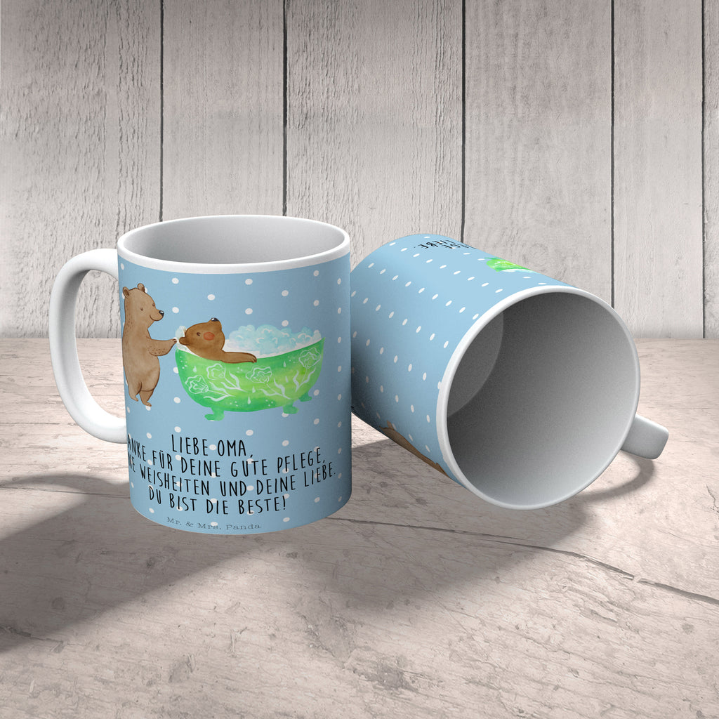 Tasse Oma badet Oma, Großmutter, Enkel, Familie, Baden, Liebe,  Becher, Kaffeetasse, Kaffeebecher, Tee, Frühstück, Büro  Familie, Vatertag, Muttertag, Bruder, Schwester, Mama, Papa, Oma, Opa