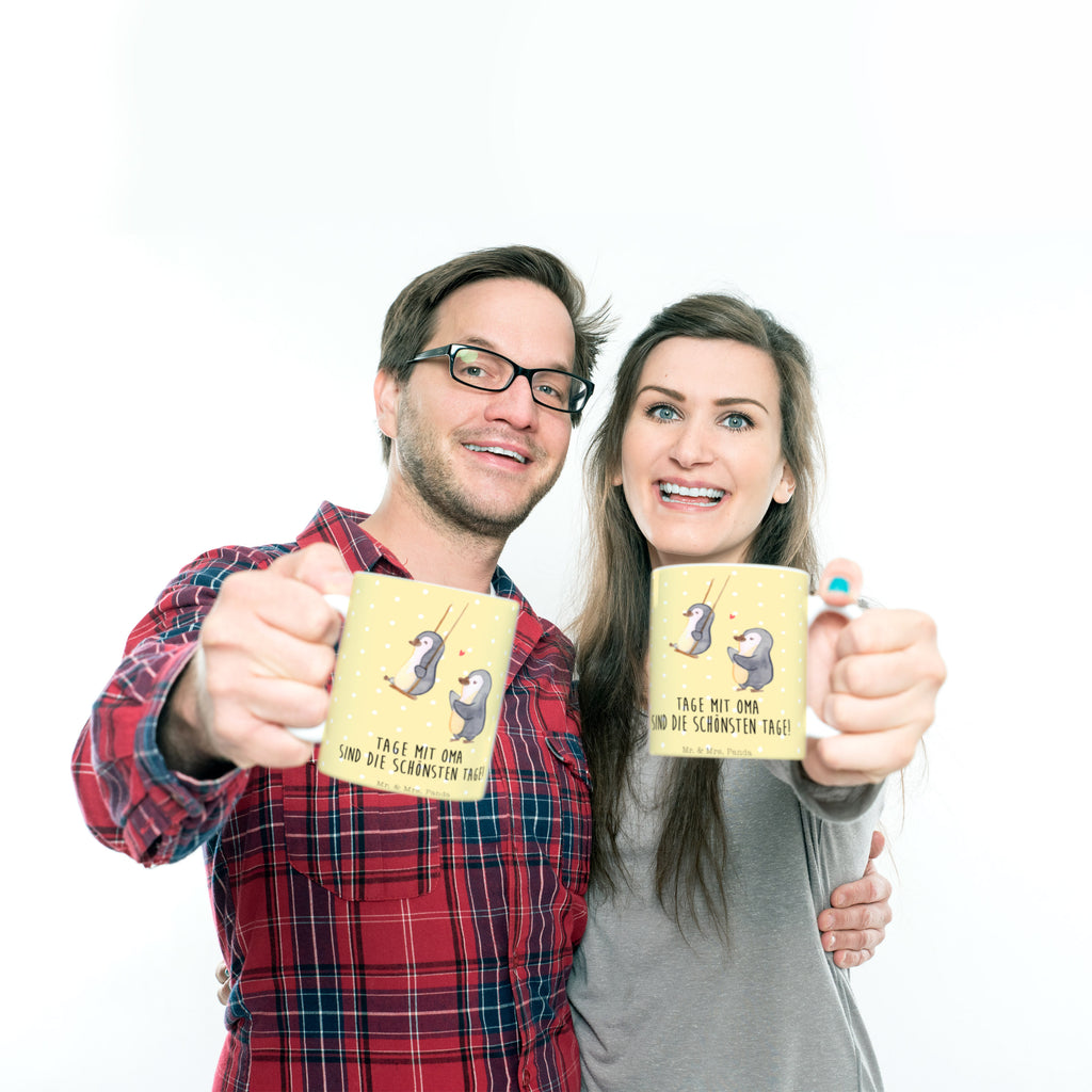 Tasse Pinguin Oma schaukeln Oma, beste Oma, Lieblingsoma, Geschenk für Oma, Omi, Großmutter Becher, Kaffeetasse, Kaffeebecher, Tee, Frühstück, Büro  Familie, Vatertag, Muttertag, Bruder, Schwester, Mama, Papa, Oma, Opa