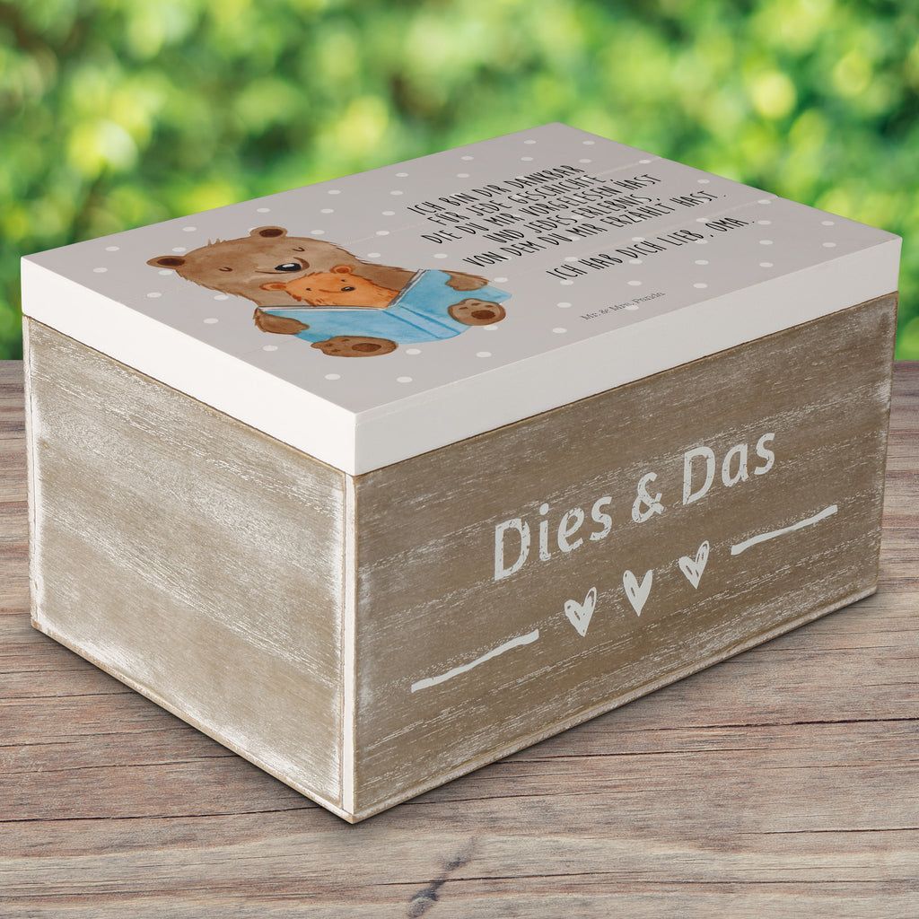 Holzkiste Bären Buch Holzkiste, Kiste, Schatzkiste, Truhe, Schatulle, XXL, Erinnerungsbox, Erinnerungskiste, Dekokiste, Aufbewahrungsbox, Familie, Vatertag, Muttertag, Bruder, Schwester, Mama, Papa, Oma, Opa, Omi, Großmutter, beste Oma, Lieblingsoma, Geschichtenerzähler