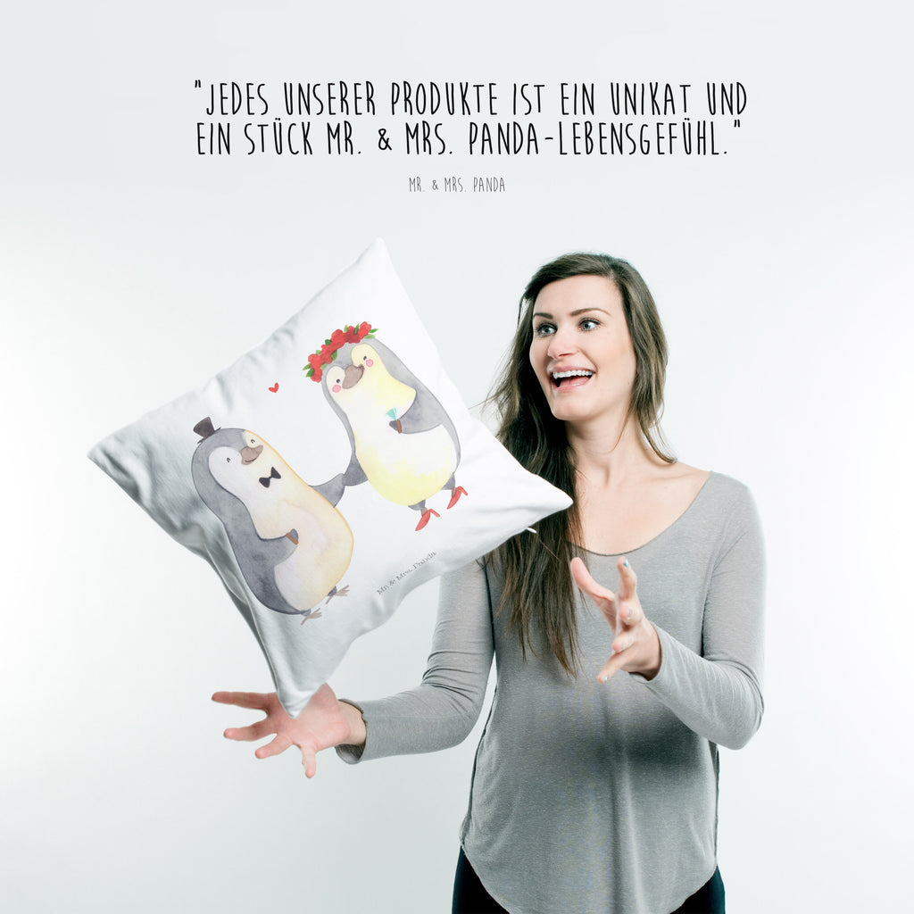 40x40 Kissen Hochzeitspaar Pinguin Kissenhülle, Kopfkissen, Sofakissen, Dekokissen, Motivkissen, Hochzeit, Hochzeitsgeschenk, Ehe, Hochzeitsfeier, Trauung, Trauungsgeschenk, Hochzeitskarte, Verlobungsfeier, Verlobungsgeschenk, Hochzeitsgeschenkideen, Hochzeitsgeschenke für Brautpaar, Pinguin, Pinguine, Hochzeitstag, geschenkidee Hochzeit, Gastgeschenk