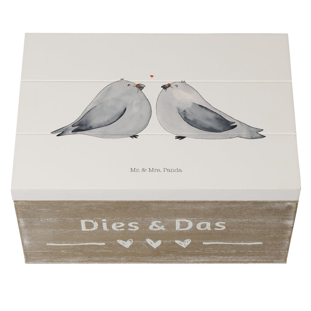 Holzkiste Hochzeit Turteltauben Liebe Holzkiste, Kiste, Schatzkiste, Truhe, Schatulle, XXL, Erinnerungsbox, Erinnerungskiste, Dekokiste, Aufbewahrungsbox, Hochzeit, Hochzeitsgeschenk, Ehe, Hochzeitsfeier, Trauung, Trauungsgeschenk, Hochzeitskarte, Verlobungsfeier, Verlobungsgeschenk, Hochzeitsgeschenkideen, Hochzeitsgeschenke für Brautpaar, Turteltaube, Turteltauben, Taube, Tauben, Paar, Liebe, Freund, Freundin, Paargeschenk