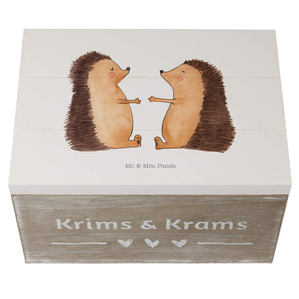 Holzkiste Hochzeit Igel Liebe Holzkiste, Kiste, Schatzkiste, Truhe, Schatulle, XXL, Erinnerungsbox, Erinnerungskiste, Dekokiste, Aufbewahrungsbox, Hochzeit, Hochzeitsgeschenk, Ehe, Hochzeitsfeier, Trauung, Trauungsgeschenk, Hochzeitskarte, Verlobungsfeier, Verlobungsgeschenk, Hochzeitsgeschenkideen, Hochzeitsgeschenke für Brautpaar, Igel, Paar, Liebe, Freund, Freundin, Paargeschenk