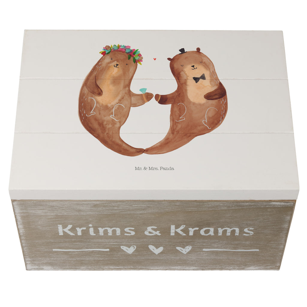 Holzkiste Hochzeitspaar Otter Holzkiste, Kiste, Schatzkiste, Truhe, Schatulle, XXL, Erinnerungsbox, Erinnerungskiste, Dekokiste, Aufbewahrungsbox, Hochzeit, Hochzeitsgeschenk, Ehe, Hochzeitsfeier, Trauung, Trauungsgeschenk, Hochzeitskarte, Verlobungsfeier, Verlobungsgeschenk, Hochzeitsgeschenkideen, Hochzeitsgeschenke für Brautpaar, Hochzeitstag, Geschenk zur Hochzeit