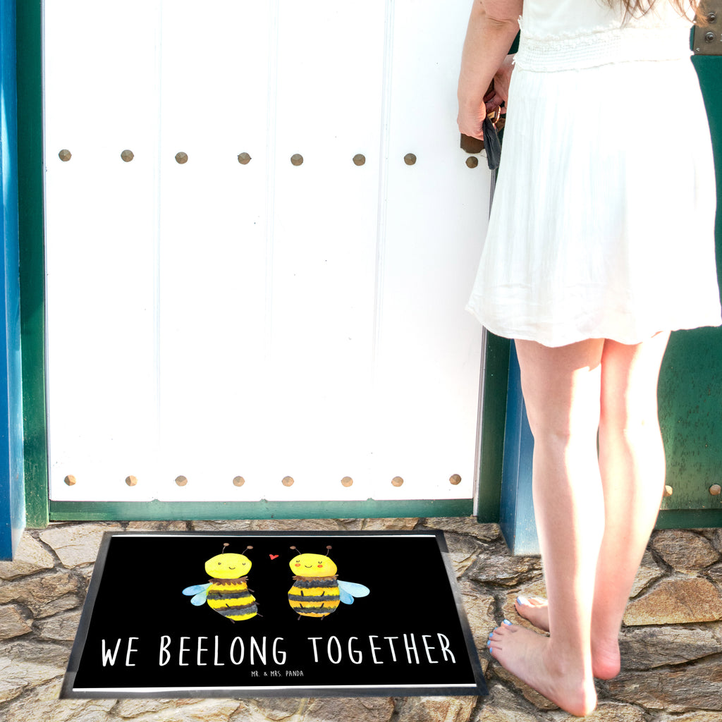 Fußmatte Biene Verliebt  Türvorleger, Schmutzmatte, Fußabtreter, Matte, Schmutzfänger, Fußabstreifer, Schmutzfangmatte, Türmatte, Motivfußmatte,  Haustürmatte, Vorleger  Biene, Wespe, Hummel