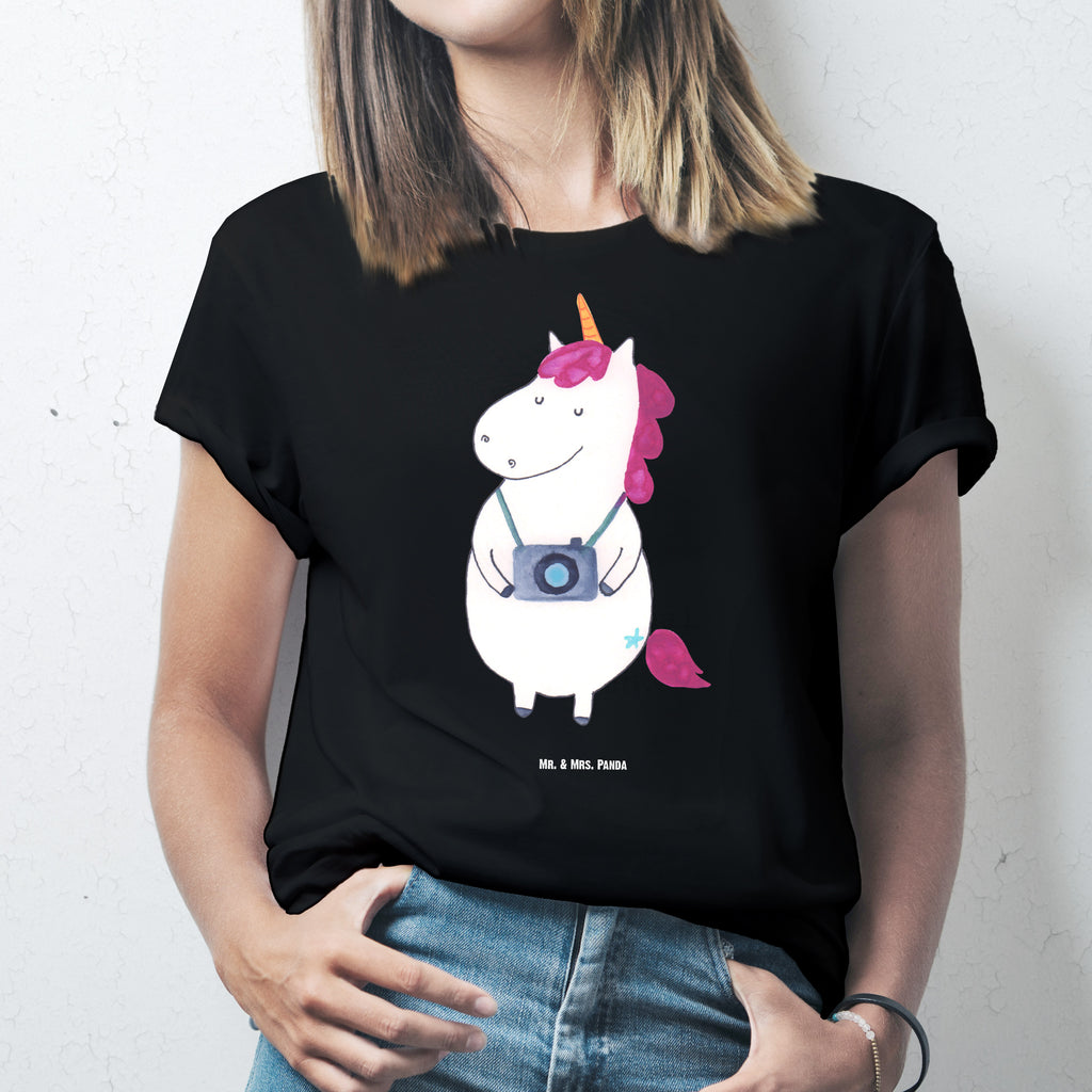 Größe M T-Shirt Einhorn Fotograf T-Shirt, Shirt, Tshirt, Lustiges T-Shirt, T-Shirt mit Spruch, Party, Junggesellenabschied, Jubiläum, Geburstag, Herrn, Damen, Männer, Frauen, Schlafshirt, Nachthemd, Sprüche, Einhorn, Einhörner, Einhorn Deko, Pegasus, Unicorn, Fotograf, Fotografie, Kamera, Reisen, Weltreise, Weltenbummler, Urlaub, Tourist, Kurztrip, Reise, Städtereise