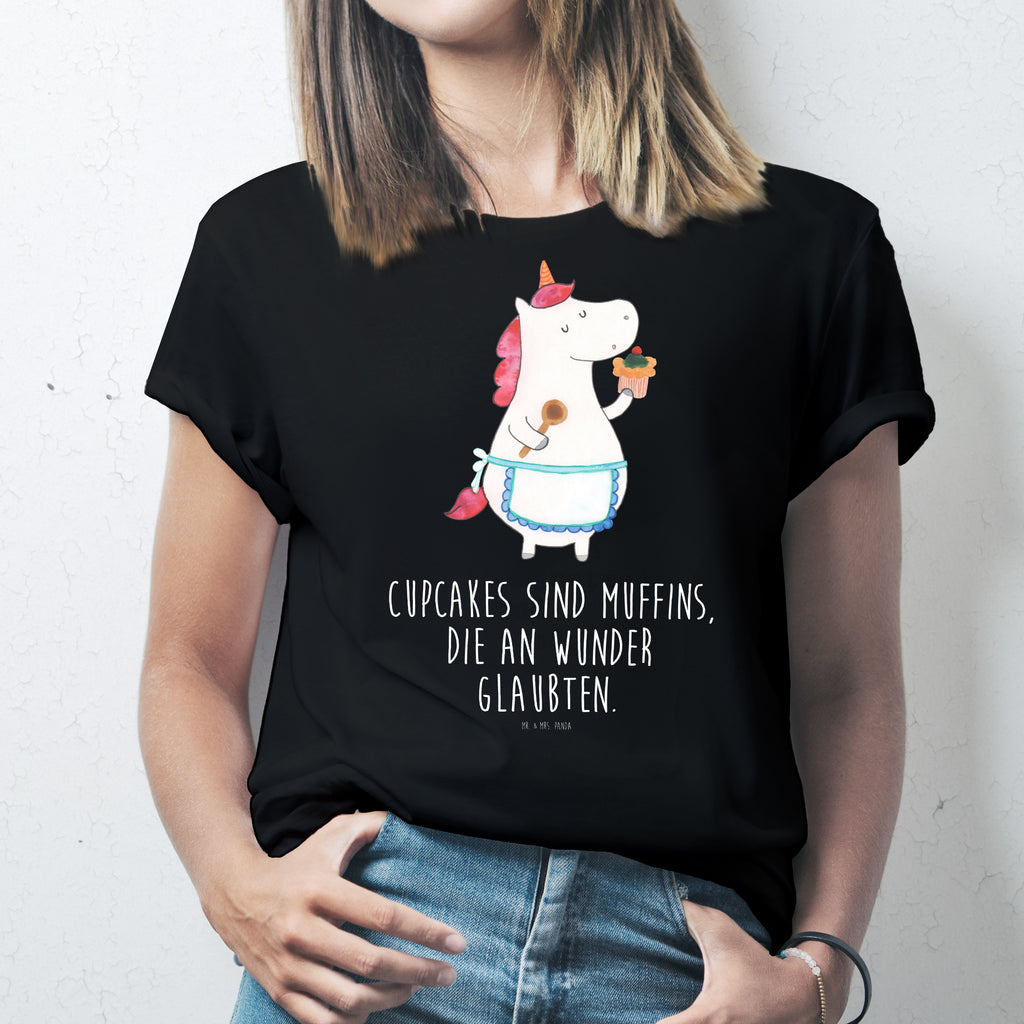 Größe S T-Shirt Einhorn Küchenfee T-Shirt, Shirt, Tshirt, Lustiges T-Shirt, T-Shirt mit Spruch, Party, Junggesellenabschied, Jubiläum, Geburstag, Herrn, Damen, Männer, Frauen, Schlafshirt, Nachthemd, Sprüche, Einhorn, Einhörner, Einhorn Deko, Pegasus, Unicorn, backen, Muffin, Motivation, Träumer, träumen, Bäckerin, Hobbykoch, Koch, Torte, Kuchen
