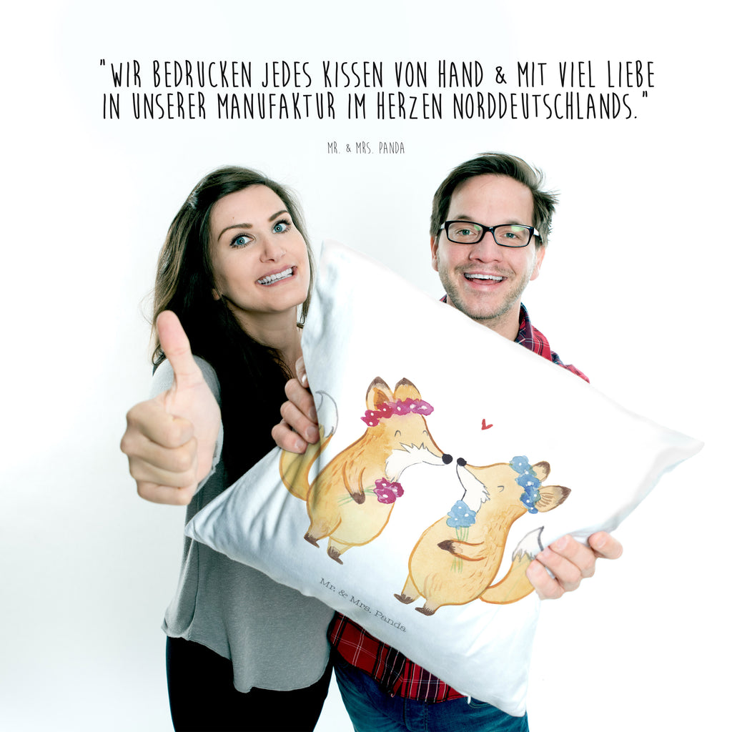 40x40 Kissen Füchse Pärchen Lesbian Pride Kissenhülle, Kopfkissen, Sofakissen, Dekokissen, Motivkissen, Hochzeit, Hochzeitsgeschenk, Ehe, Hochzeitsfeier, Trauung, Trauungsgeschenk, Hochzeitskarte, Verlobungsfeier, Verlobungsgeschenk, Hochzeitsgeschenkideen, Hochzeitsgeschenke für Brautpaar