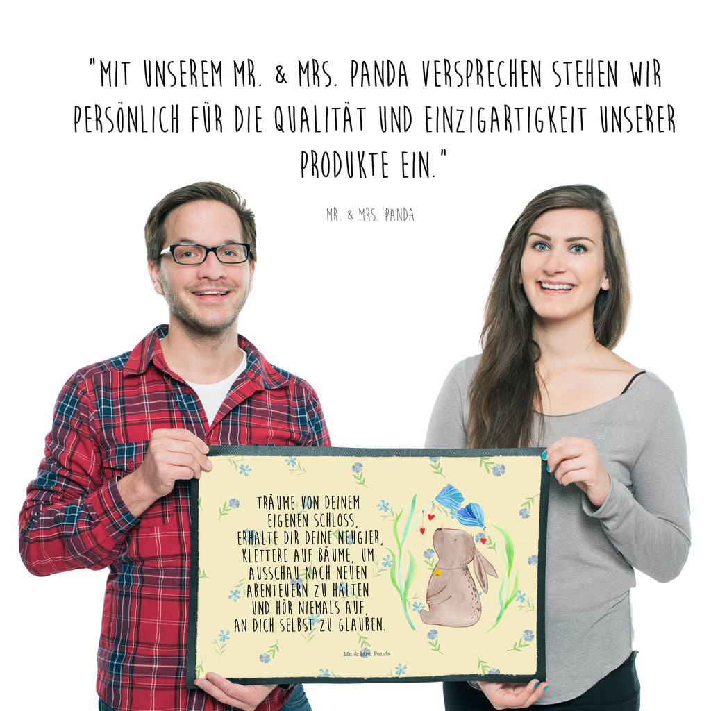 Fußmatte Hase Blume Hase, Kaninchen, Kind, Taufe, Taufgeschenk, Geburt, Schwangerschaft, erstes Kind, Kindergeburtstag, Geburtstag, Hoffnung, Träume Türvorleger, Schmutzmatte, Fußabtreter, Matte, Schmutzfänger, Fußabstreifer, Schmutzfangmatte, Türmatte, Motivfußmatte,  Haustürmatte, Vorleger  Ostern, Osterhase, Ostergeschenke, Osternest, Osterdeko, Geschenk zu Ostern