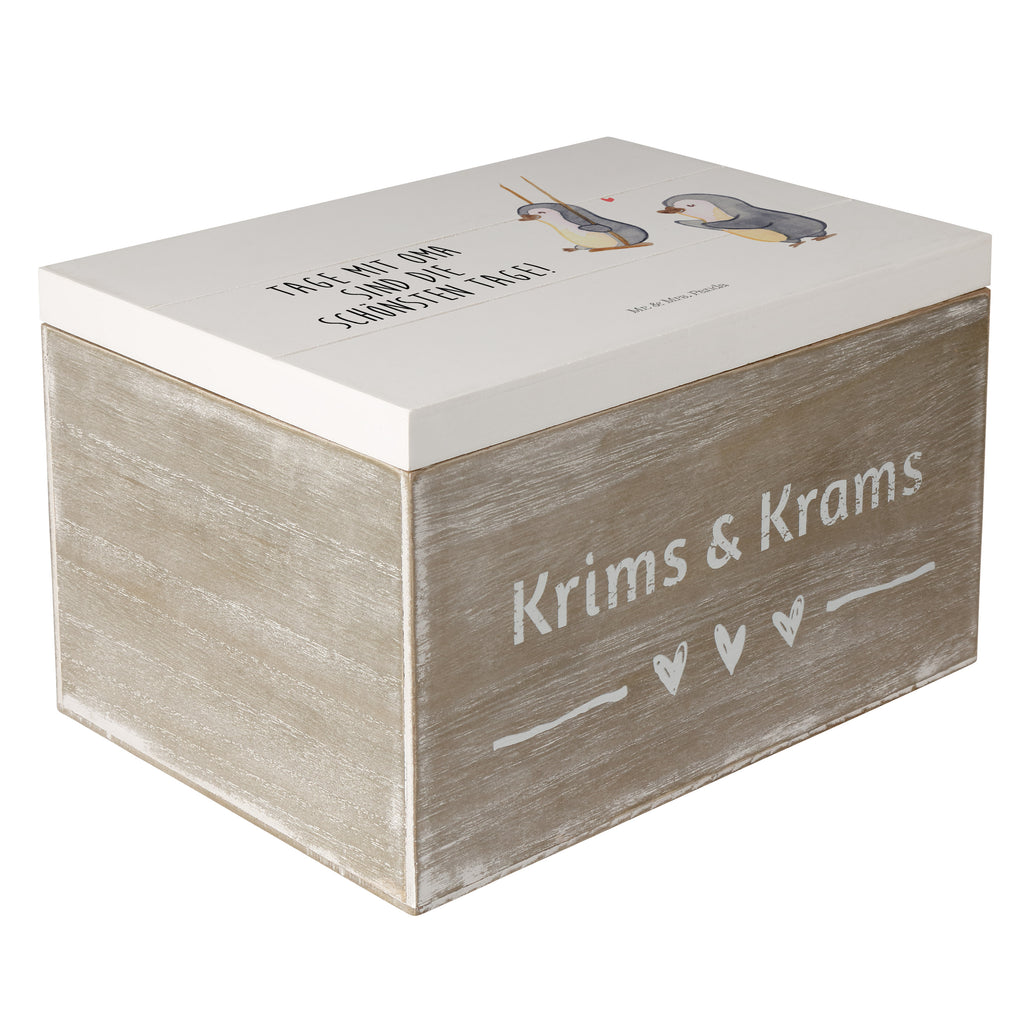 Holzkiste Pinguin Oma schaukeln Holzkiste, Kiste, Schatzkiste, Truhe, Schatulle, XXL, Erinnerungsbox, Erinnerungskiste, Dekokiste, Aufbewahrungsbox, Familie, Vatertag, Muttertag, Bruder, Schwester, Mama, Papa, Oma, Opa, beste Oma, Lieblingsoma, Geschenk für Oma, Omi, Großmutter