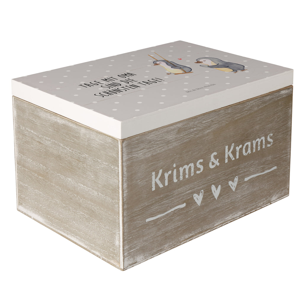 Holzkiste Pinguin Oma schaukeln Holzkiste, Kiste, Schatzkiste, Truhe, Schatulle, XXL, Erinnerungsbox, Erinnerungskiste, Dekokiste, Aufbewahrungsbox, Familie, Vatertag, Muttertag, Bruder, Schwester, Mama, Papa, Oma, Opa, beste Oma, Lieblingsoma, Geschenk für Oma, Omi, Großmutter