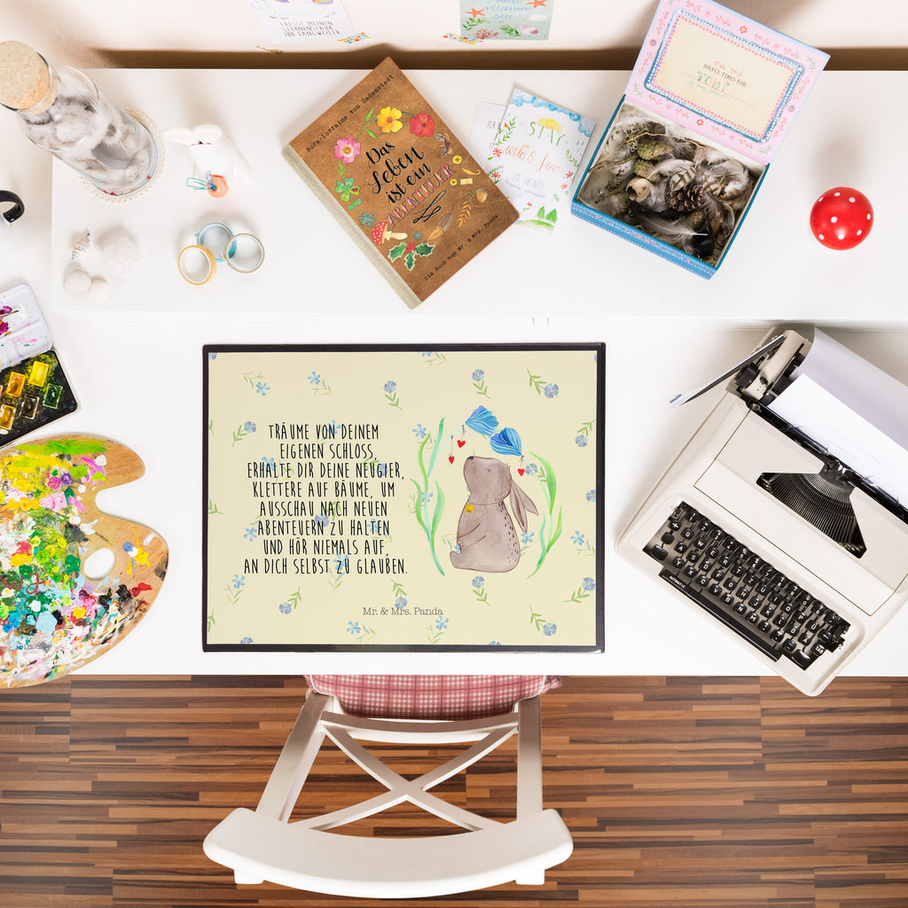 Schreibtischunterlage Hase Blume Schreibunterlage, Schreibtischauflage, Bürobedarf, Büroartikel, Schreibwaren, Schreibtisch Unterlagen, Schreibtischunterlage Groß, Ostern, Osterhase, Ostergeschenke, Osternest, Osterdeko, Geschenk zu Ostern, Hase, Kaninchen, Kind, Taufe, Taufgeschenk, Geburt, Schwangerschaft, erstes Kind, Kindergeburtstag, Geburtstag, Hoffnung, Träume