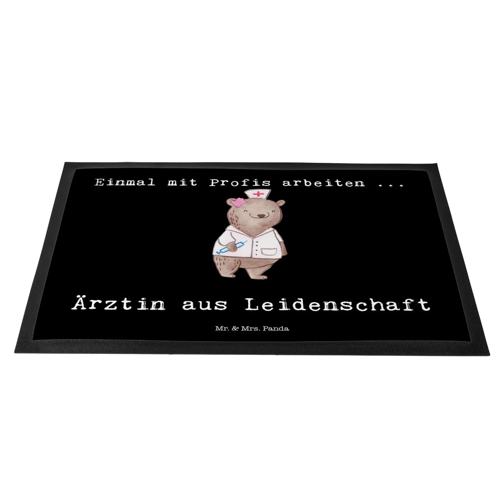 Fußmatte Ärztin aus Leidenschaft Ärztin, Hausärztin, Medizinerin, Doktorin, Medizinstudium, Doktortitel, Arztpraxis,  Türvorleger, Schmutzmatte, Fußabtreter, Matte, Schmutzfänger, Fußabstreifer, Schmutzfangmatte, Türmatte, Motivfußmatte,  Haustürmatte, Vorleger  Beruf, Ausbildung, Jubiläum, Abschied, Rente, Kollege, Kollegin, Geschenk, Schenken, Arbeitskollege, Mitarbeiter, Firma, Danke, Dankeschön