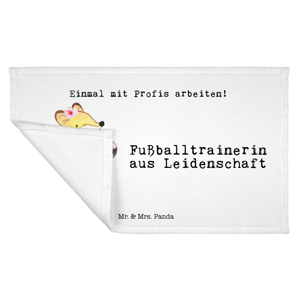 Gäste Handtuch Fußballtrainerin aus Leidenschaft Gästetuch, Reisehandtuch, Sport Handtuch, Frottier, Kinder Handtuch, Beruf, Ausbildung, Jubiläum, Abschied, Rente, Kollege, Kollegin, Geschenk, Schenken, Arbeitskollege, Mitarbeiter, Firma, Danke, Dankeschön, Fußballtrainerin, Fußballspiel, Glücksbringer, Verein Fußball