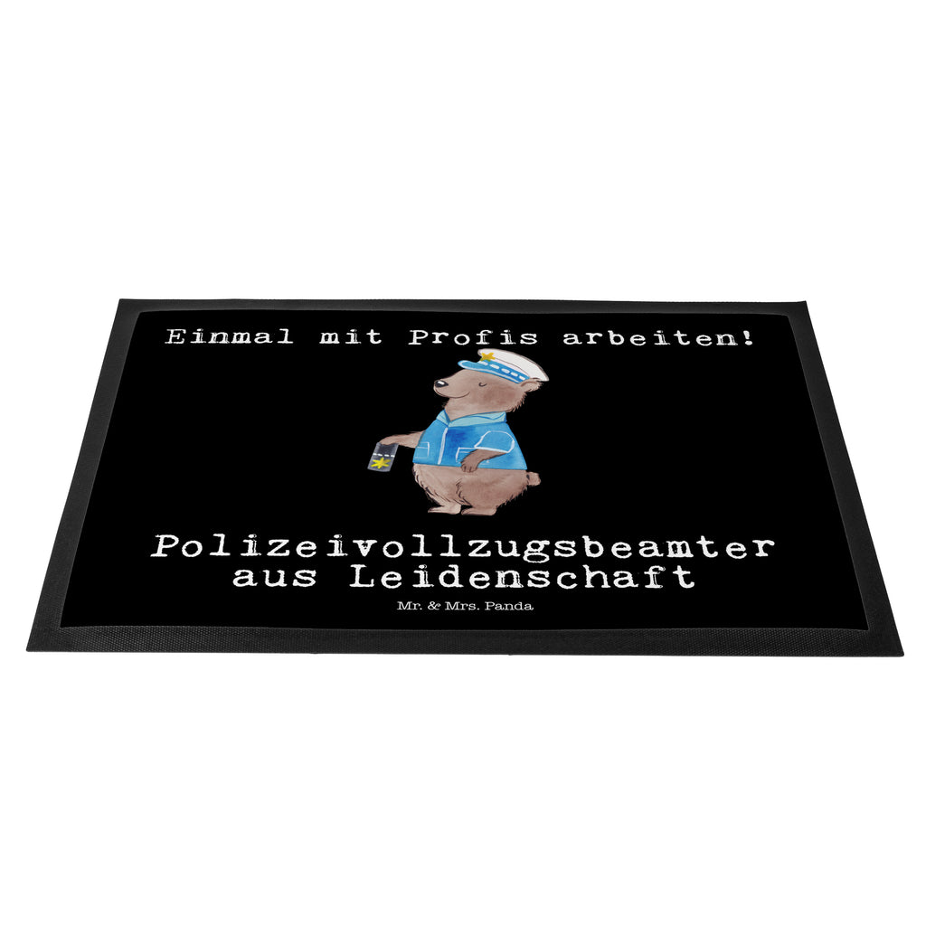 Fußmatte Polizeivollzugsbeamter aus Leidenschaft Polizeivollzugsbeamter, Polizist, Polizei Türvorleger, Schmutzmatte, Fußabtreter, Matte, Schmutzfänger, Fußabstreifer, Schmutzfangmatte, Türmatte, Motivfußmatte,  Haustürmatte, Vorleger  Beruf, Ausbildung, Jubiläum, Abschied, Rente, Kollege, Kollegin, Geschenk, Schenken, Arbeitskollege, Mitarbeiter, Firma, Danke, Dankeschön