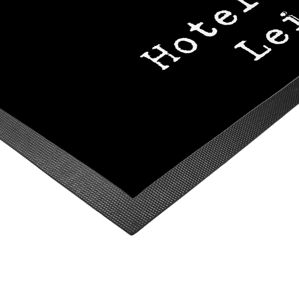 Fußmatte Hotelfachfrau aus Leidenschaft Hotelfachfrau, Hotelkauffrau, Hotelfachangestellte, Hotelier, Hoteleröffnung
 Türvorleger, Schmutzmatte, Fußabtreter, Matte, Schmutzfänger, Fußabstreifer, Schmutzfangmatte, Türmatte, Motivfußmatte,  Haustürmatte, Vorleger  Beruf, Ausbildung, Jubiläum, Abschied, Rente, Kollege, Kollegin, Geschenk, Schenken, Arbeitskollege, Mitarbeiter, Firma, Danke, Dankeschön