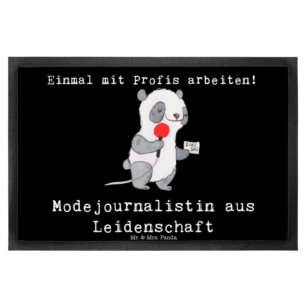 Fußmatte Modejournalistin aus Leidenschaft Türvorleger, Schmutzmatte, Fußabtreter, Matte, Schmutzfänger, Fußabstreifer, Schmutzfangmatte, Türmatte, Motivfußmatte, Haustürmatte, Vorleger, Beruf, Ausbildung, Jubiläum, Abschied, Rente, Kollege, Kollegin, Geschenk, Schenken, Arbeitskollege, Mitarbeiter, Firma, Danke, Dankeschön, Modejournalistin, Journalistin, Reporterin, Redakteurin, Pressebüro, Studium