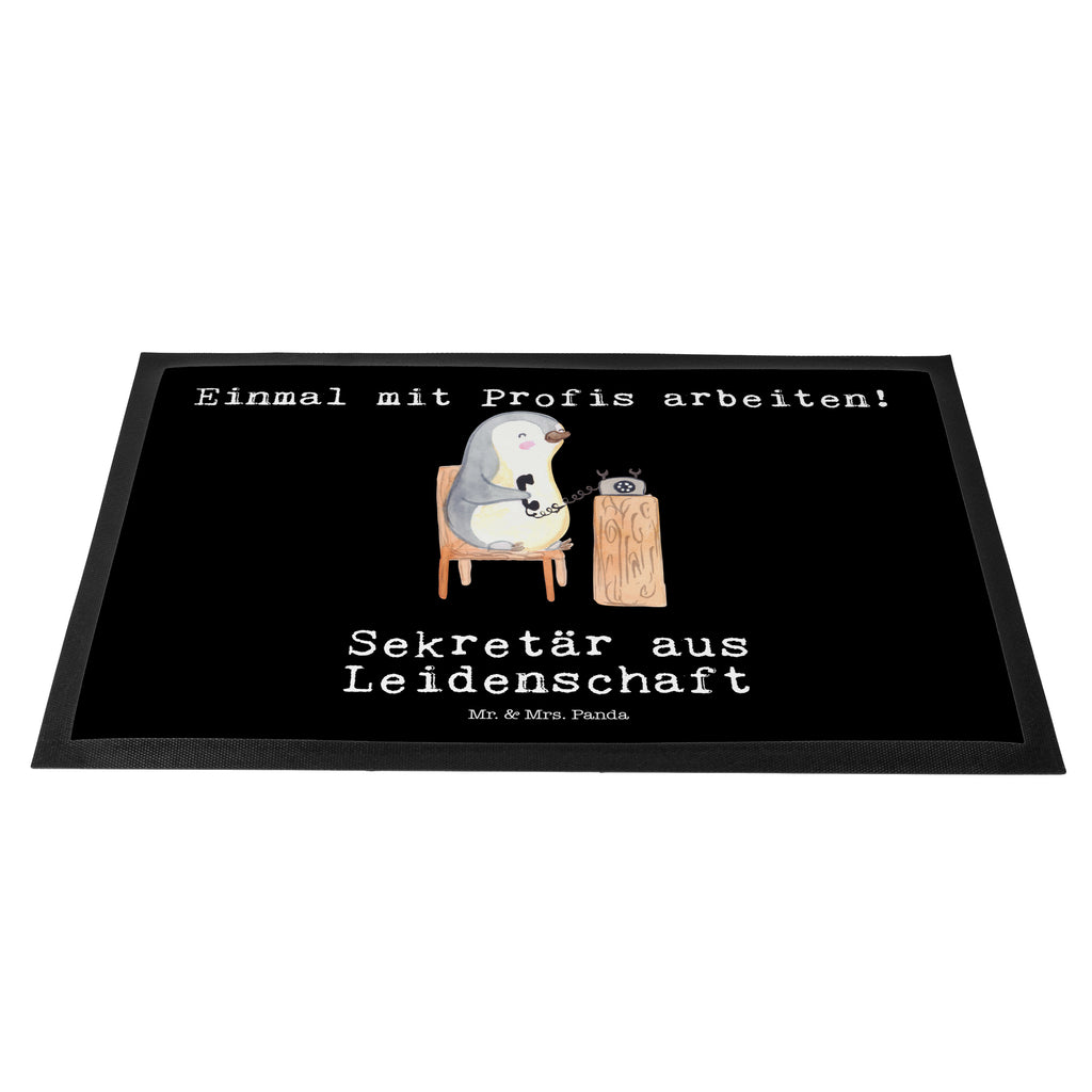 Fußmatte Sekretär aus Leidenschaft Türvorleger, Schmutzmatte, Fußabtreter, Matte, Schmutzfänger, Fußabstreifer, Schmutzfangmatte, Türmatte, Motivfußmatte, Haustürmatte, Vorleger, Beruf, Ausbildung, Jubiläum, Abschied, Rente, Kollege, Kollegin, Geschenk, Schenken, Arbeitskollege, Mitarbeiter, Firma, Danke, Dankeschön