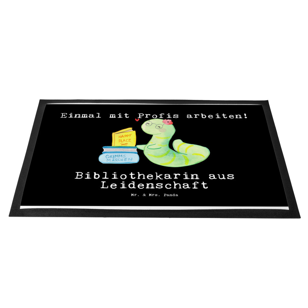 Fußmatte Bibliothekarin aus Leidenschaft Bibliothekarin, Buchhandlung, Bibliothek, Bücherwurm, Leseratte, Bücherliebe Türvorleger, Schmutzmatte, Fußabtreter, Matte, Schmutzfänger, Fußabstreifer, Schmutzfangmatte, Türmatte, Motivfußmatte,  Haustürmatte, Vorleger  Beruf, Ausbildung, Jubiläum, Abschied, Rente, Kollege, Kollegin, Geschenk, Schenken, Arbeitskollege, Mitarbeiter, Firma, Danke, Dankeschön