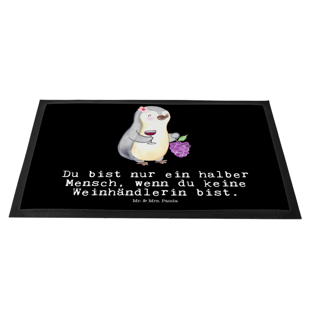 Fußmatte Weinhändlerin mit Herz  Türvorleger, Schmutzmatte, Fußabtreter, Matte, Schmutzfänger, Fußabstreifer, Schmutzfangmatte, Türmatte, Motivfußmatte,  Haustürmatte, Vorleger  Beruf, Ausbildung, Jubiläum, Abschied, Rente, Kollege, Kollegin, Geschenk, Schenken, Arbeitskollege, Mitarbeiter, Firma, Danke, Dankeschön