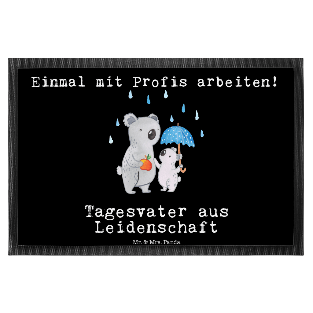 Fußmatte Tagesvater aus Leidenschaft  Türvorleger, Schmutzmatte, Fußabtreter, Matte, Schmutzfänger, Fußabstreifer, Schmutzfangmatte, Türmatte, Motivfußmatte,  Haustürmatte, Vorleger  Beruf, Ausbildung, Jubiläum, Abschied, Rente, Kollege, Kollegin, Geschenk, Schenken, Arbeitskollege, Mitarbeiter, Firma, Danke, Dankeschön
