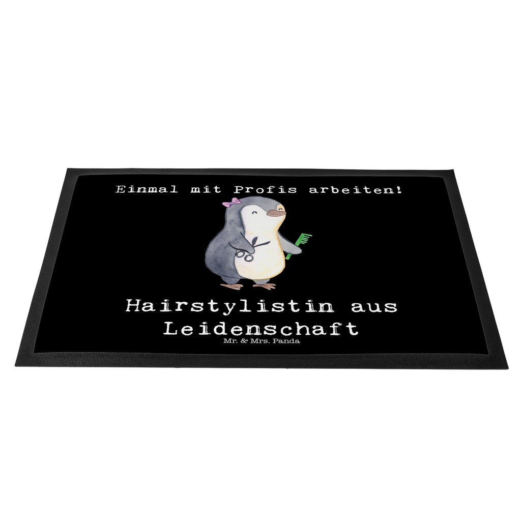 Fußmatte Hairstylistin aus Leidenschaft Frisörin, Haarstylistin, Hairstylistin, Friseursalon,   Türvorleger, Schmutzmatte, Fußabtreter, Matte, Schmutzfänger, Fußabstreifer, Schmutzfangmatte, Türmatte, Motivfußmatte,  Haustürmatte, Vorleger  Beruf, Ausbildung, Jubiläum, Abschied, Rente, Kollege, Kollegin, Geschenk, Schenken, Arbeitskollege, Mitarbeiter, Firma, Danke, Dankeschön