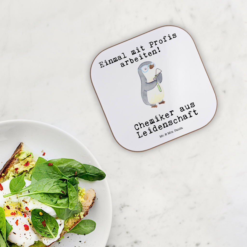 Quadratische Untersetzer Chemiker aus Leidenschaft Bierdeckel, Glasuntersetzer, Untersetzer Gläser, Getränkeuntersetzer, Beruf, Ausbildung, Jubiläum, Abschied, Rente, Kollege, Kollegin, Geschenk, Schenken, Arbeitskollege, Mitarbeiter, Firma, Danke, Dankeschön, Chemiker, Chemielaborant, Naturwissenschaftler, Labor, Studium, Forschung, Wissenschaftler