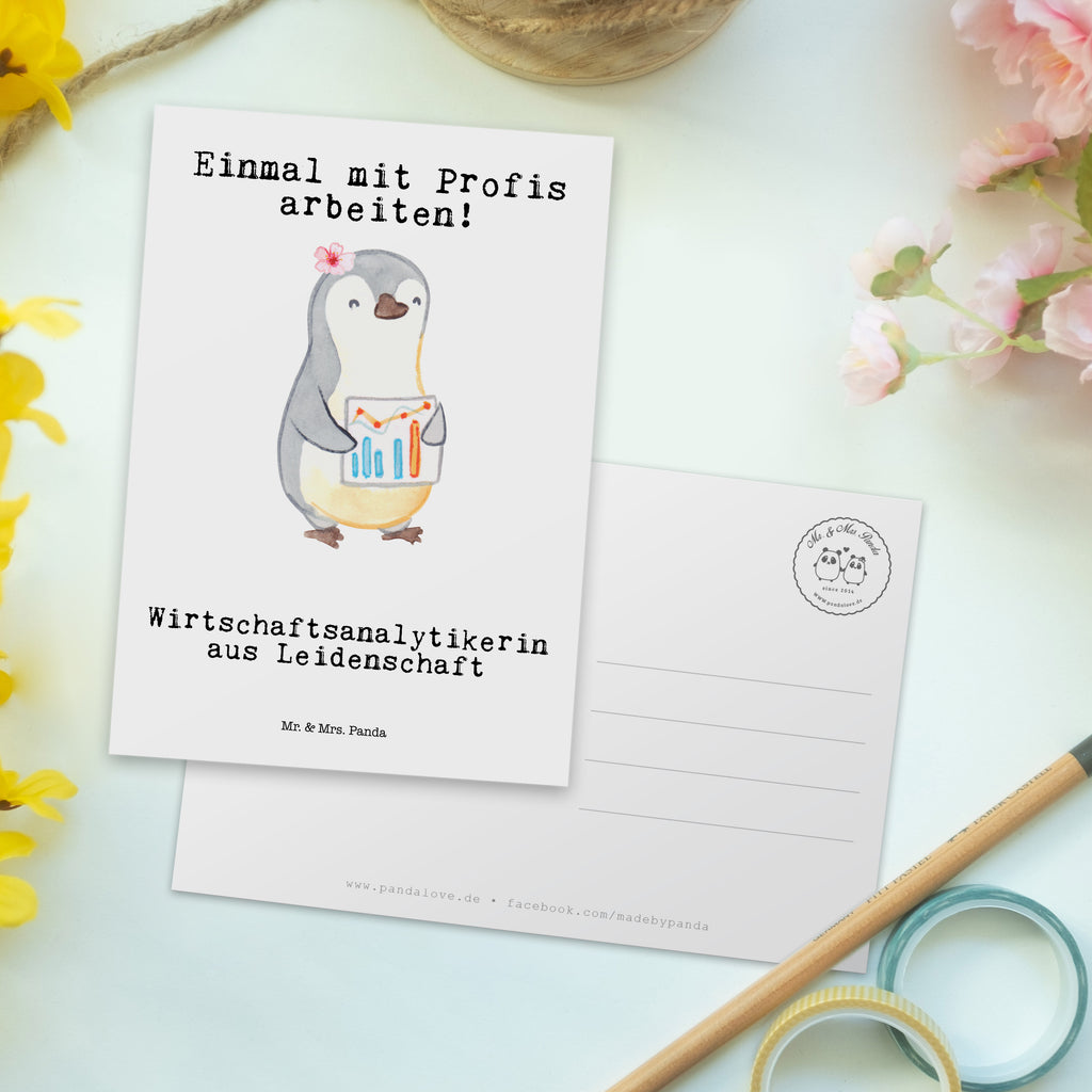 Postkarte Wirtschaftsanalytikerin aus Leidenschaft Geschenkkarte, Grußkarte, Karte, Einladung, Ansichtskarte, Geburtstagskarte, Einladungskarte, Beruf, Ausbildung, Jubiläum, Abschied, Rente, Kollege, Kollegin, Geschenk, Schenken, Arbeitskollege, Mitarbeiter, Firma, Danke, Dankeschön