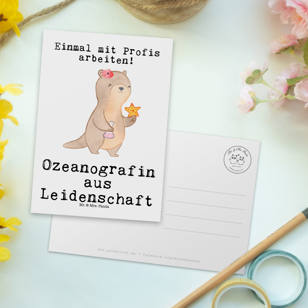 Postkarte Ozeanografin aus Leidenschaft Geschenkkarte, Grußkarte, Karte, Einladung, Ansichtskarte, Geburtstagskarte, Einladungskarte, Beruf, Ausbildung, Jubiläum, Abschied, Rente, Kollege, Kollegin, Geschenk, Schenken, Arbeitskollege, Mitarbeiter, Firma, Danke, Dankeschön, Ozeanografin, Meeresbiologe, Meereskundler, Naturwissenschaftler, Meeresforscher, maritime Forschung, Studium