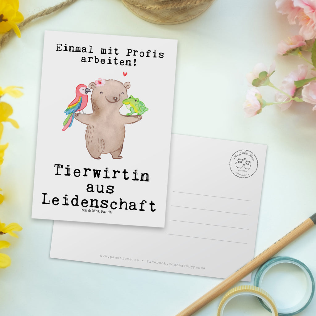 Postkarte Tierwirtin aus Leidenschaft Geschenkkarte, Grußkarte, Karte, Einladung, Ansichtskarte, Geburtstagskarte, Einladungskarte, Beruf, Ausbildung, Jubiläum, Abschied, Rente, Kollege, Kollegin, Geschenk, Schenken, Arbeitskollege, Mitarbeiter, Firma, Danke, Dankeschön, Landwirtin, Bäuerin, Tierwirtin, Agronomin, Farmerin, Bauernhof