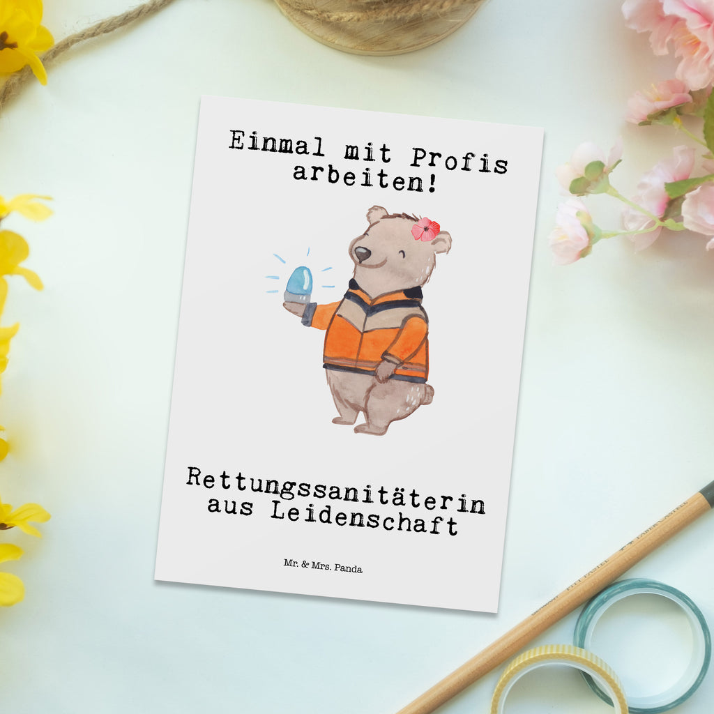 Postkarte Rettungssanitäterin aus Leidenschaft Geschenkkarte, Grußkarte, Karte, Einladung, Ansichtskarte, Geburtstagskarte, Einladungskarte, Beruf, Ausbildung, Jubiläum, Abschied, Rente, Kollege, Kollegin, Geschenk, Schenken, Arbeitskollege, Mitarbeiter, Firma, Danke, Dankeschön