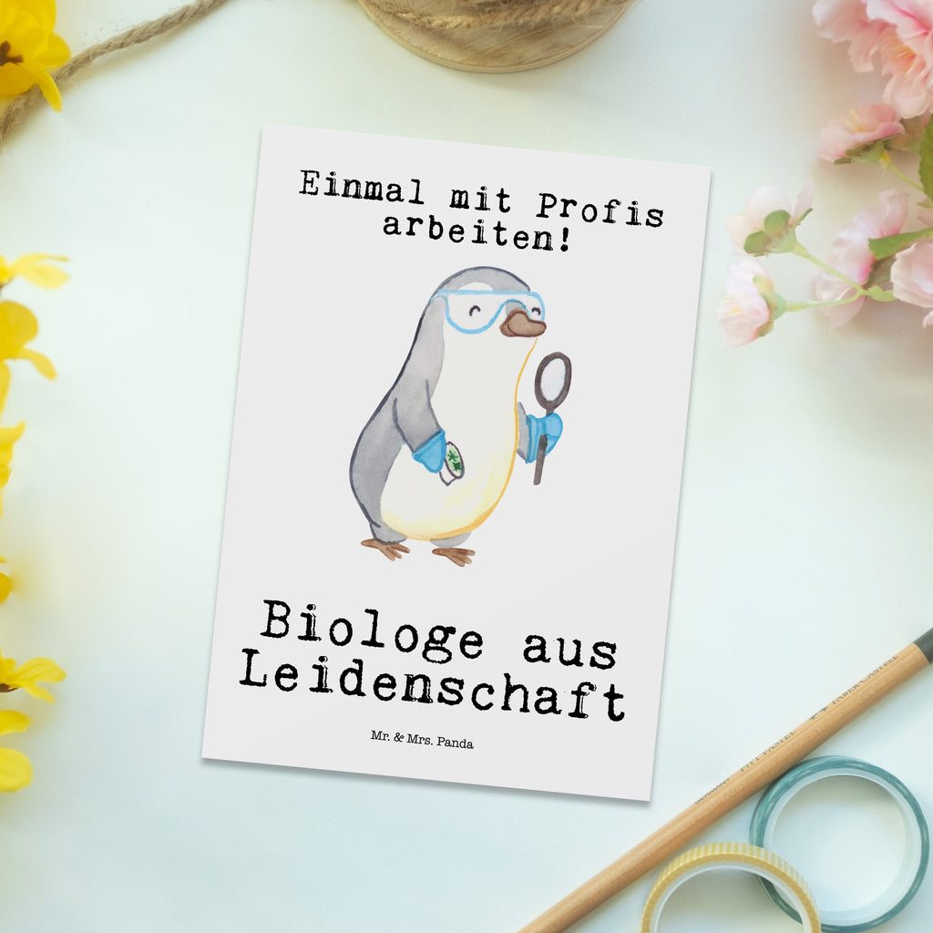 Postkarte Biologe aus Leidenschaft Geschenkkarte, Grußkarte, Karte, Einladung, Ansichtskarte, Geburtstagskarte, Einladungskarte, Dankeskarte, Beruf, Ausbildung, Jubiläum, Abschied, Rente, Kollege, Kollegin, Geschenk, Schenken, Arbeitskollege, Mitarbeiter, Firma, Danke, Dankeschön, Biologe, Biologie, Naturwissenschaftler, Labor, Studium, Bachelor, Master