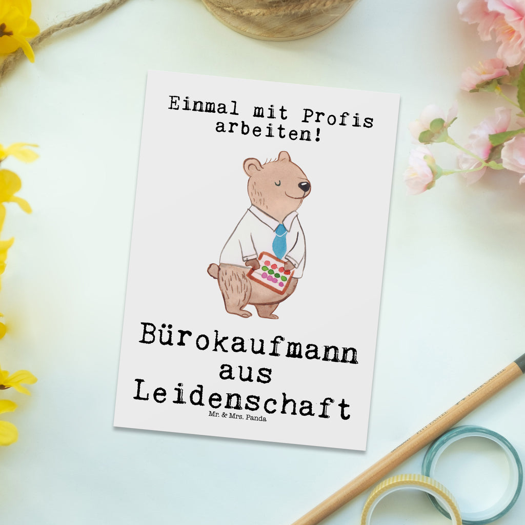 Postkarte Bürokaufmann aus Leidenschaft Geschenkkarte, Grußkarte, Karte, Einladung, Ansichtskarte, Geburtstagskarte, Einladungskarte, Dankeskarte, Beruf, Ausbildung, Jubiläum, Abschied, Rente, Kollege, Kollegin, Geschenk, Schenken, Arbeitskollege, Mitarbeiter, Firma, Danke, Dankeschön, Bürokaufmann, Kaufmann für Büromanagement