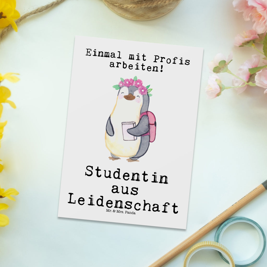 Postkarte Studentin aus Leidenschaft Geschenkkarte, Grußkarte, Karte, Einladung, Ansichtskarte, Geburtstagskarte, Einladungskarte, Dankeskarte, Beruf, Ausbildung, Jubiläum, Abschied, Rente, Kollege, Kollegin, Geschenk, Schenken, Arbeitskollege, Mitarbeiter, Firma, Danke, Dankeschön