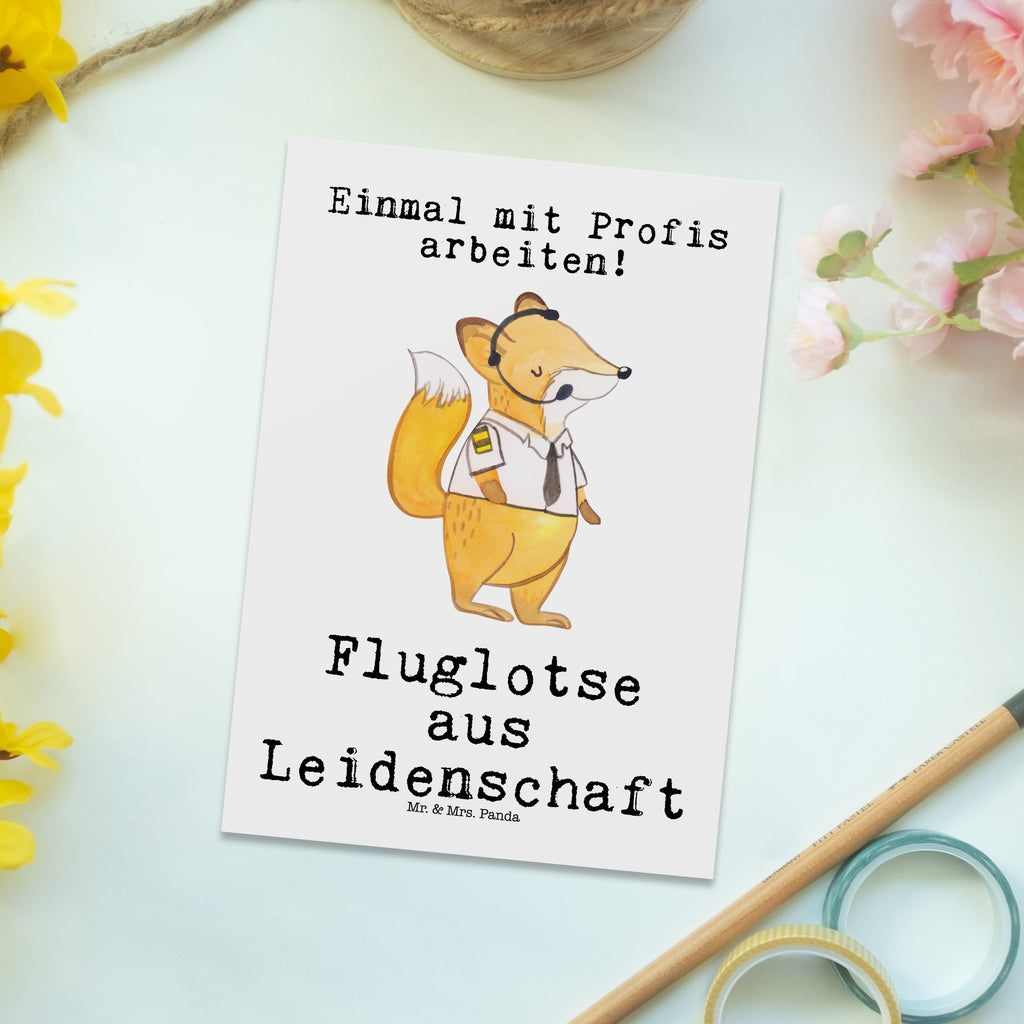 Postkarte Fluglotse aus Leidenschaft Geschenkkarte, Grußkarte, Karte, Einladung, Ansichtskarte, Geburtstagskarte, Einladungskarte, Dankeskarte, Beruf, Ausbildung, Jubiläum, Abschied, Rente, Kollege, Kollegin, Geschenk, Schenken, Arbeitskollege, Mitarbeiter, Firma, Danke, Dankeschön, Fluglotse, Flugverkehrsleiter, Luftfahrtpersonal, Flugsicherung