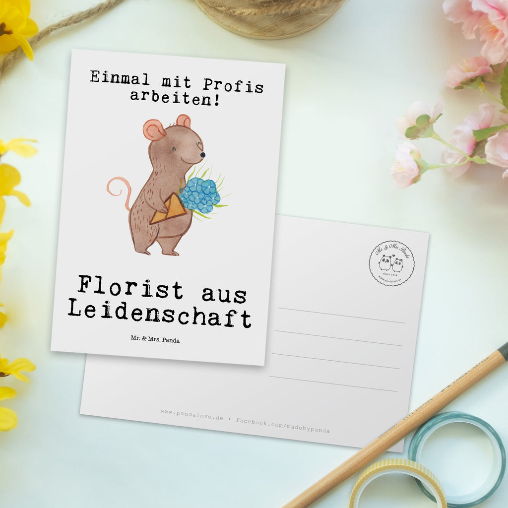 Postkarte Florist aus Leidenschaft Geschenkkarte, Grußkarte, Karte, Einladung, Ansichtskarte, Geburtstagskarte, Einladungskarte, Beruf, Ausbildung, Jubiläum, Abschied, Rente, Kollege, Kollegin, Geschenk, Schenken, Arbeitskollege, Mitarbeiter, Firma, Danke, Dankeschön, Blumenhändler, Florist, Blumenlanden, Blumenprofi