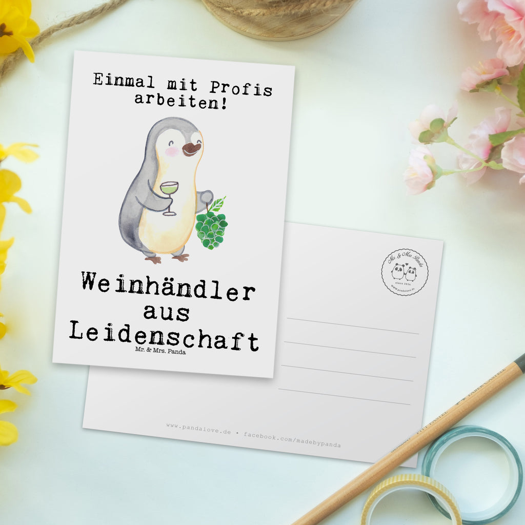Postkarte Weinhändler aus Leidenschaft Geschenkkarte, Grußkarte, Karte, Einladung, Ansichtskarte, Geburtstagskarte, Einladungskarte, Dankeskarte, Beruf, Ausbildung, Jubiläum, Abschied, Rente, Kollege, Kollegin, Geschenk, Schenken, Arbeitskollege, Mitarbeiter, Firma, Danke, Dankeschön