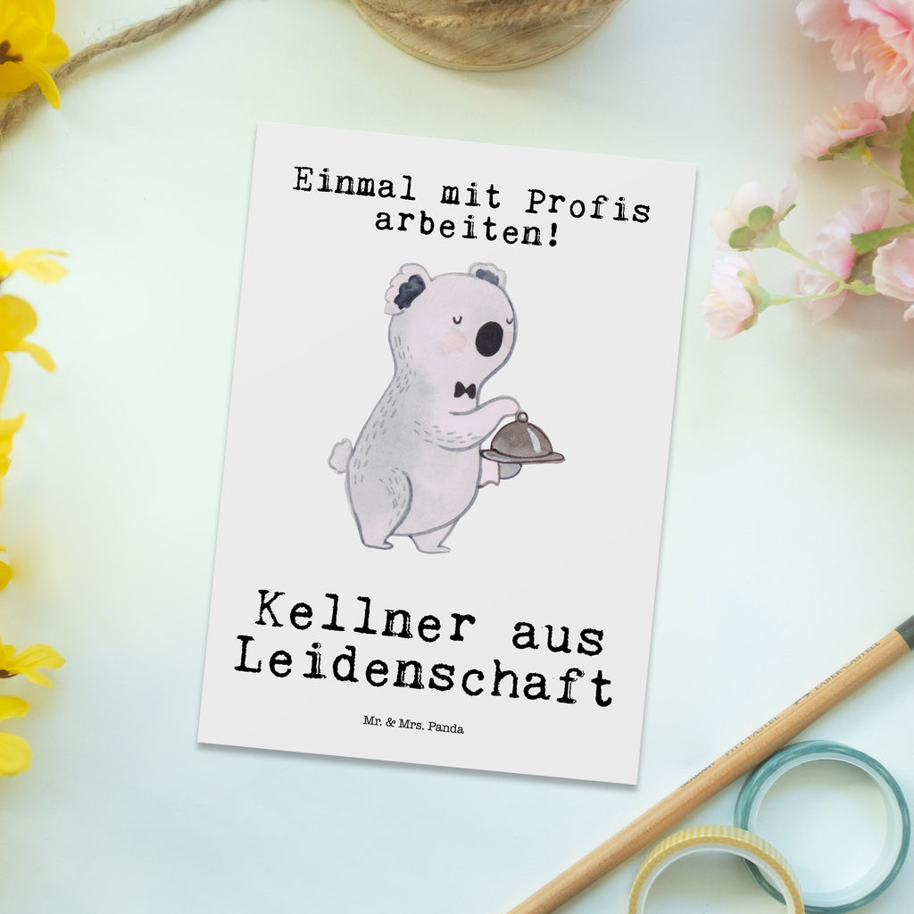 Postkarte Kellner aus Leidenschaft Geschenkkarte, Grußkarte, Karte, Einladung, Ansichtskarte, Geburtstagskarte, Einladungskarte, Dankeskarte, Beruf, Ausbildung, Jubiläum, Abschied, Rente, Kollege, Kollegin, Geschenk, Schenken, Arbeitskollege, Mitarbeiter, Firma, Danke, Dankeschön, Kellner, Servicekraft, Restaurant, Ober