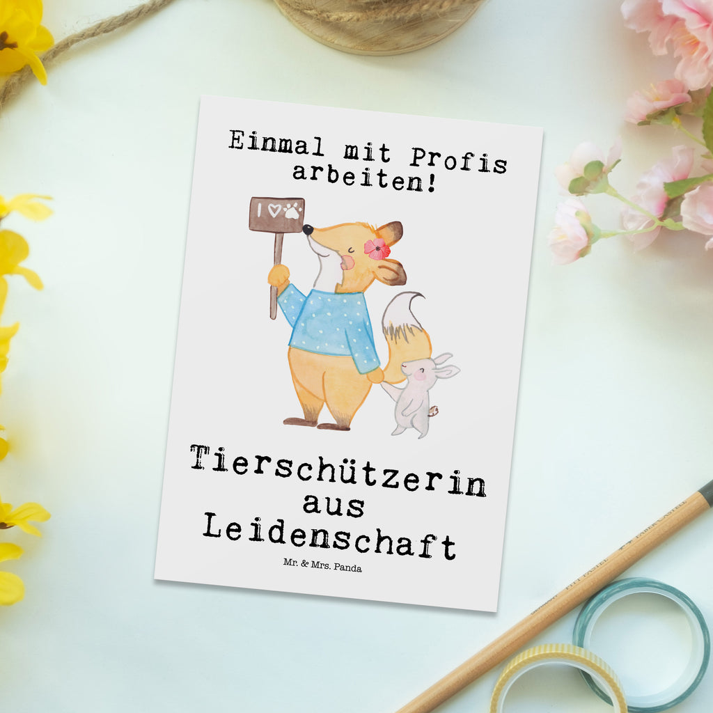 Postkarte Tierschützerin aus Leidenschaft Geschenkkarte, Grußkarte, Karte, Einladung, Ansichtskarte, Geburtstagskarte, Einladungskarte, Dankeskarte, Beruf, Ausbildung, Jubiläum, Abschied, Rente, Kollege, Kollegin, Geschenk, Schenken, Arbeitskollege, Mitarbeiter, Firma, Danke, Dankeschön