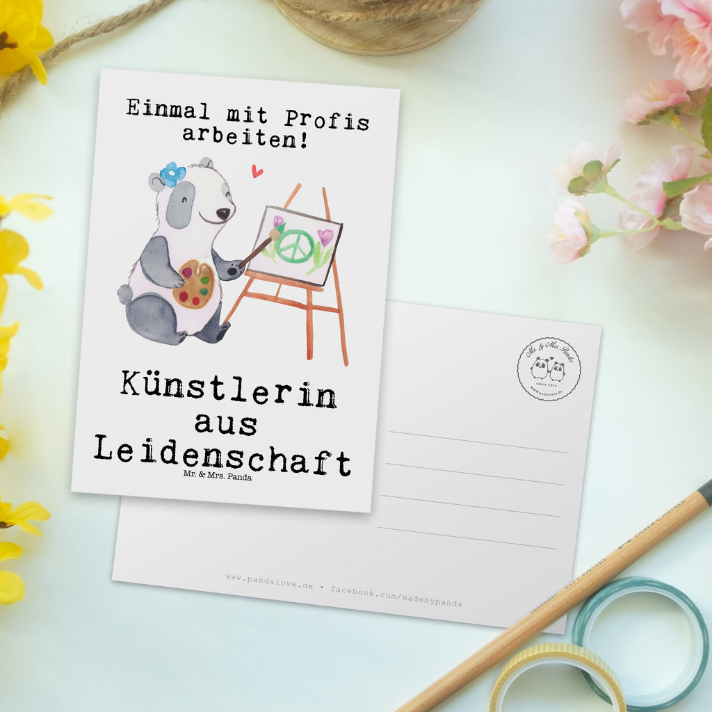 Postkarte Künstlerin aus Leidenschaft Geschenkkarte, Grußkarte, Karte, Einladung, Ansichtskarte, Geburtstagskarte, Einladungskarte, Dankeskarte, Beruf, Ausbildung, Jubiläum, Abschied, Rente, Kollege, Kollegin, Geschenk, Schenken, Arbeitskollege, Mitarbeiter, Firma, Danke, Dankeschön, Künstlerin, Malerin, Kunstmalerin, Galerie Eröffnung, Kunstschule