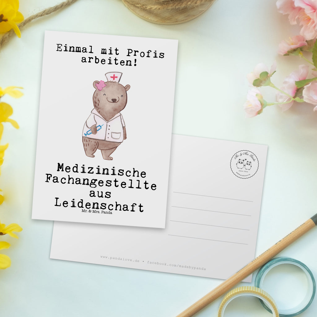 Postkarte Medizinische Fachangestellte aus Leidenschaft Geschenkkarte, Grußkarte, Karte, Einladung, Ansichtskarte, Geburtstagskarte, Einladungskarte, Dankeskarte, Beruf, Ausbildung, Jubiläum, Abschied, Rente, Kollege, Kollegin, Geschenk, Schenken, Arbeitskollege, Mitarbeiter, Firma, Danke, Dankeschön, Arzthelferin, Medizinische Fachangestellte, Sprechstundenhilfe