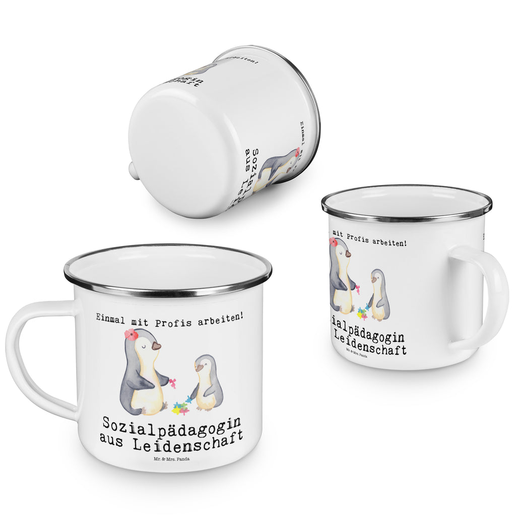 Camping Emaille Tasse Sozialpädagogin aus Leidenschaft Campingtasse, Trinkbecher, Metalltasse, Outdoor Tasse, Emaille Trinkbecher, Blechtasse Outdoor, Emaille Campingbecher, Edelstahl Trinkbecher, Metalltasse für Camping, Kaffee Blechtasse, Camping Tasse Metall, Beruf, Ausbildung, Jubiläum, Abschied, Rente, Kollege, Kollegin, Geschenk, Schenken, Arbeitskollege, Mitarbeiter, Firma, Danke, Dankeschön